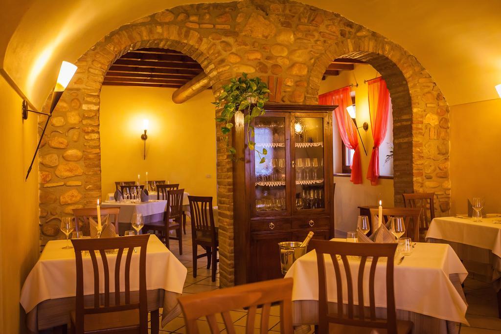 Hotel Alla Corte Dei Bicchi Cavriana Luaran gambar