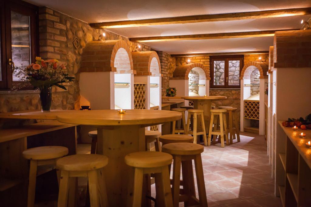 Hotel Alla Corte Dei Bicchi Cavriana Luaran gambar