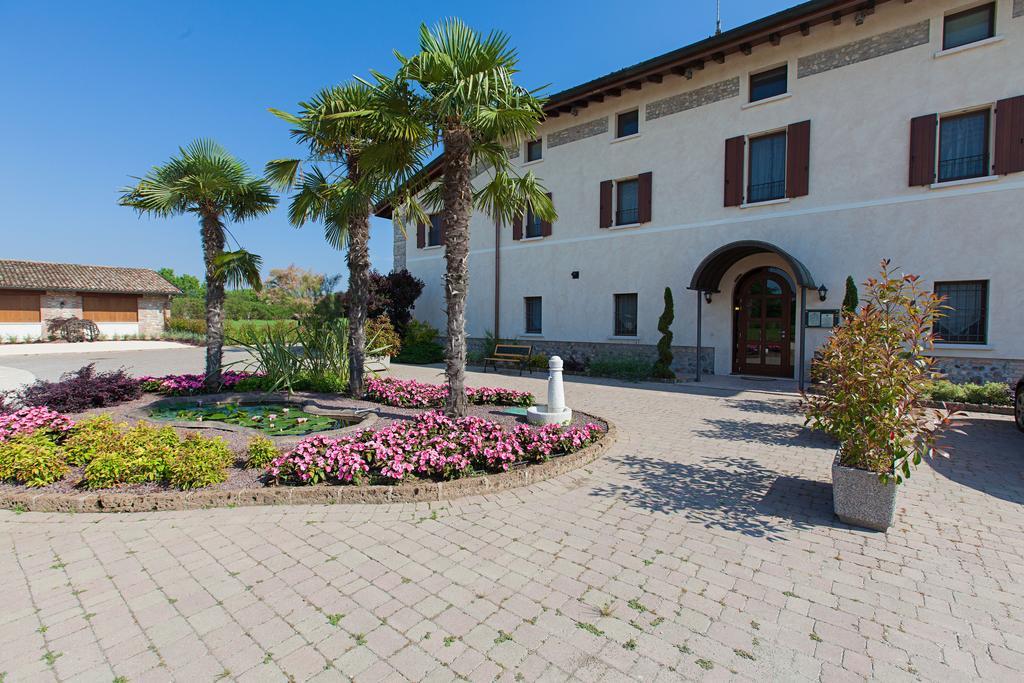 Hotel Alla Corte Dei Bicchi Cavriana Luaran gambar