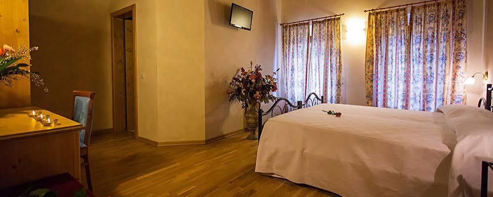 Hotel Alla Corte Dei Bicchi Cavriana Luaran gambar